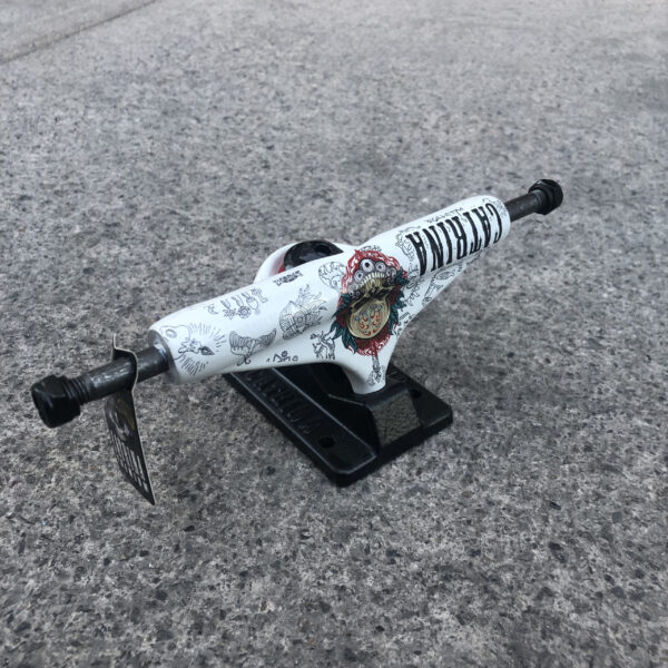Catrina Calavera Ojos Trucks 8.0